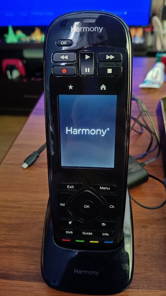 Pilot Logitech harmony