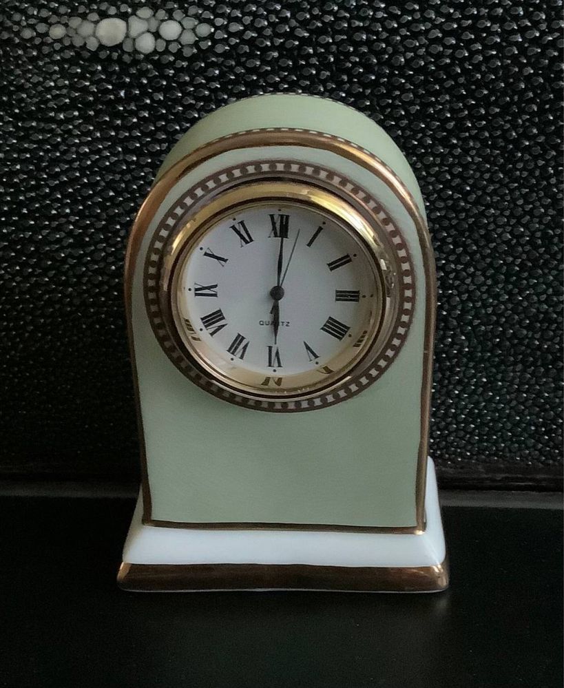 Оригинал Фаберже настольные часы из Royal collection