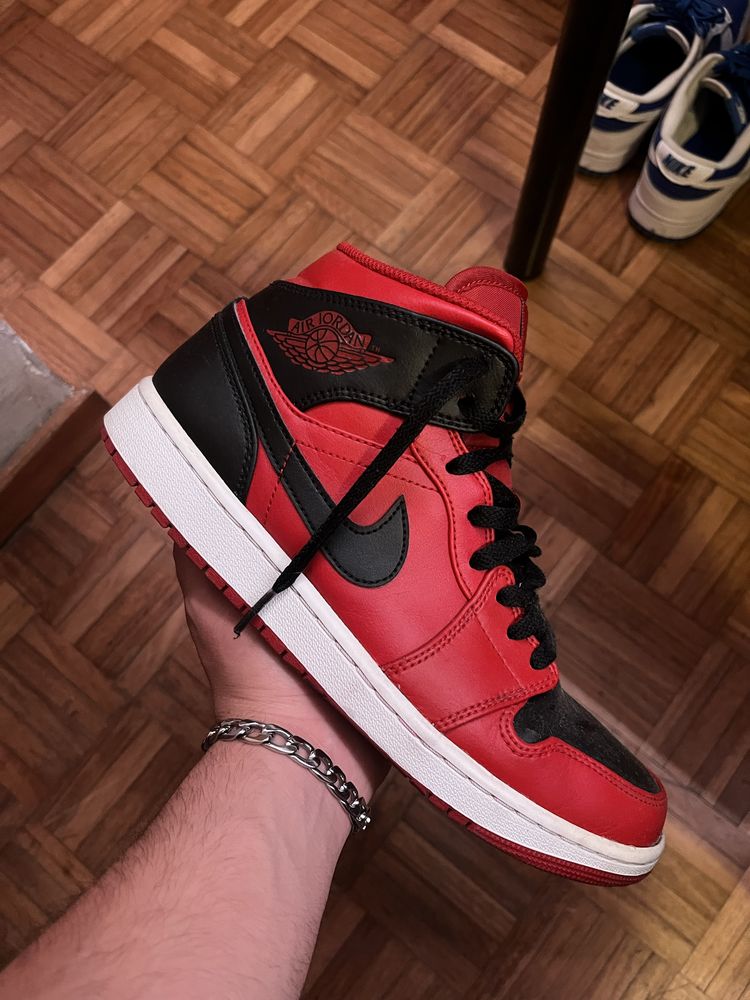 Jordan 1 Mid Reverse Bred (2021)