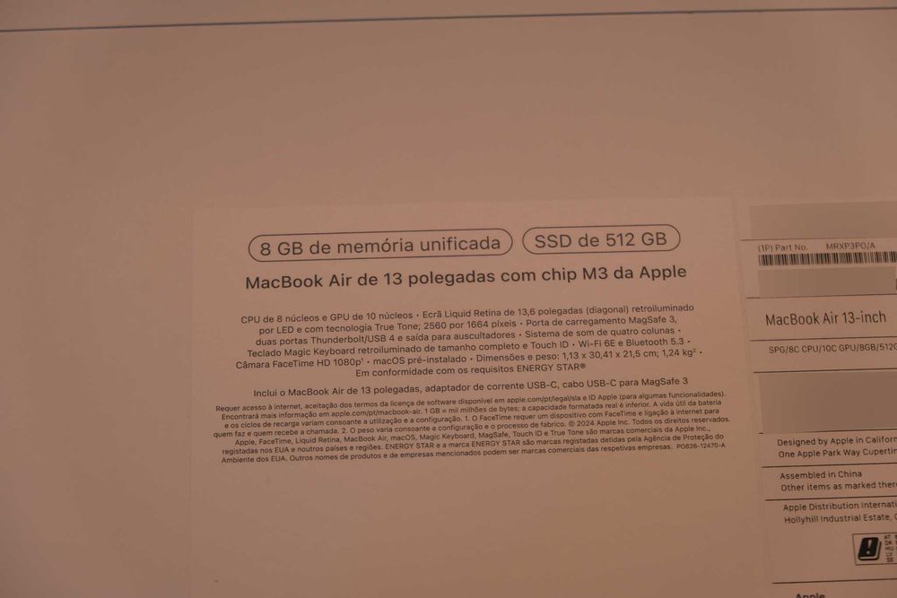 Apple 2024 MacBook Air 13" M3 / 8GB RAM / 512GB SSD - NOVO / SELADO
