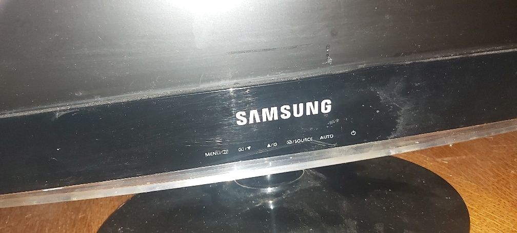 Монитор Samsung 24'