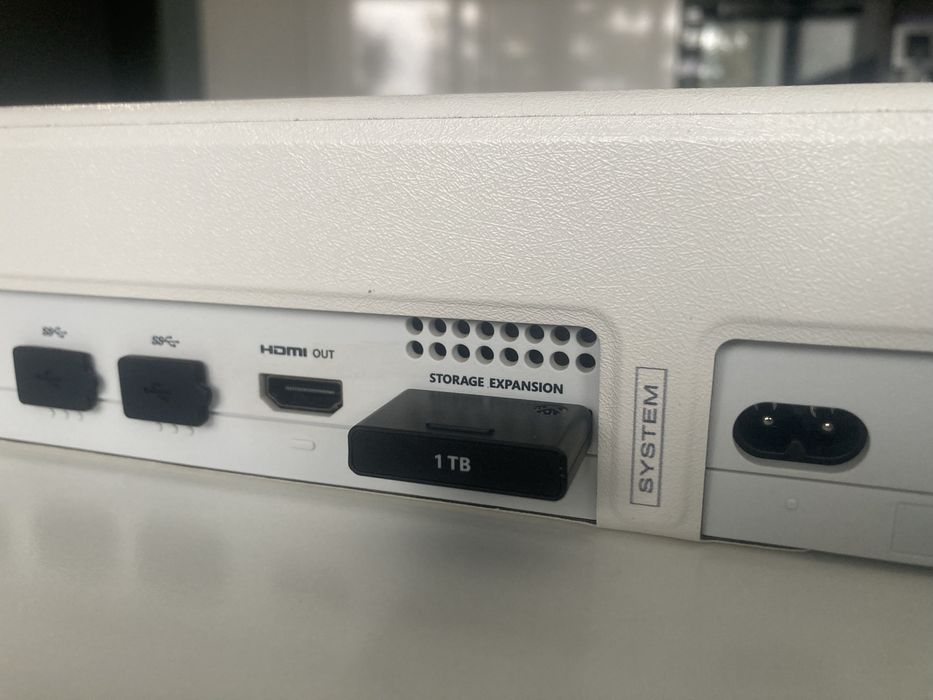 Xbox Series S 522GB + 1TB та багато ігор