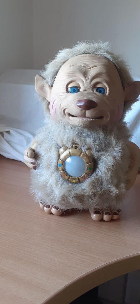 Boneco muito antigo