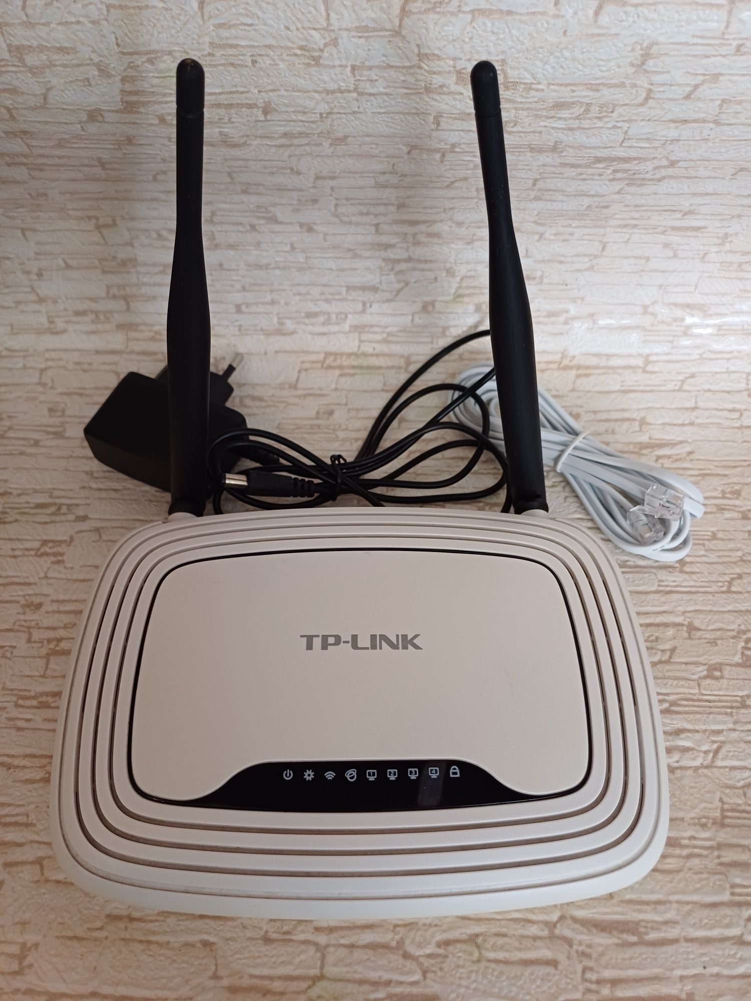 WiFi роутер TP-Link TL-WR841N