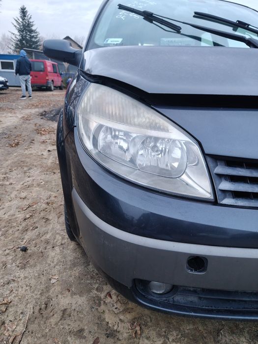 Prawa lampa przód renault scenic 2