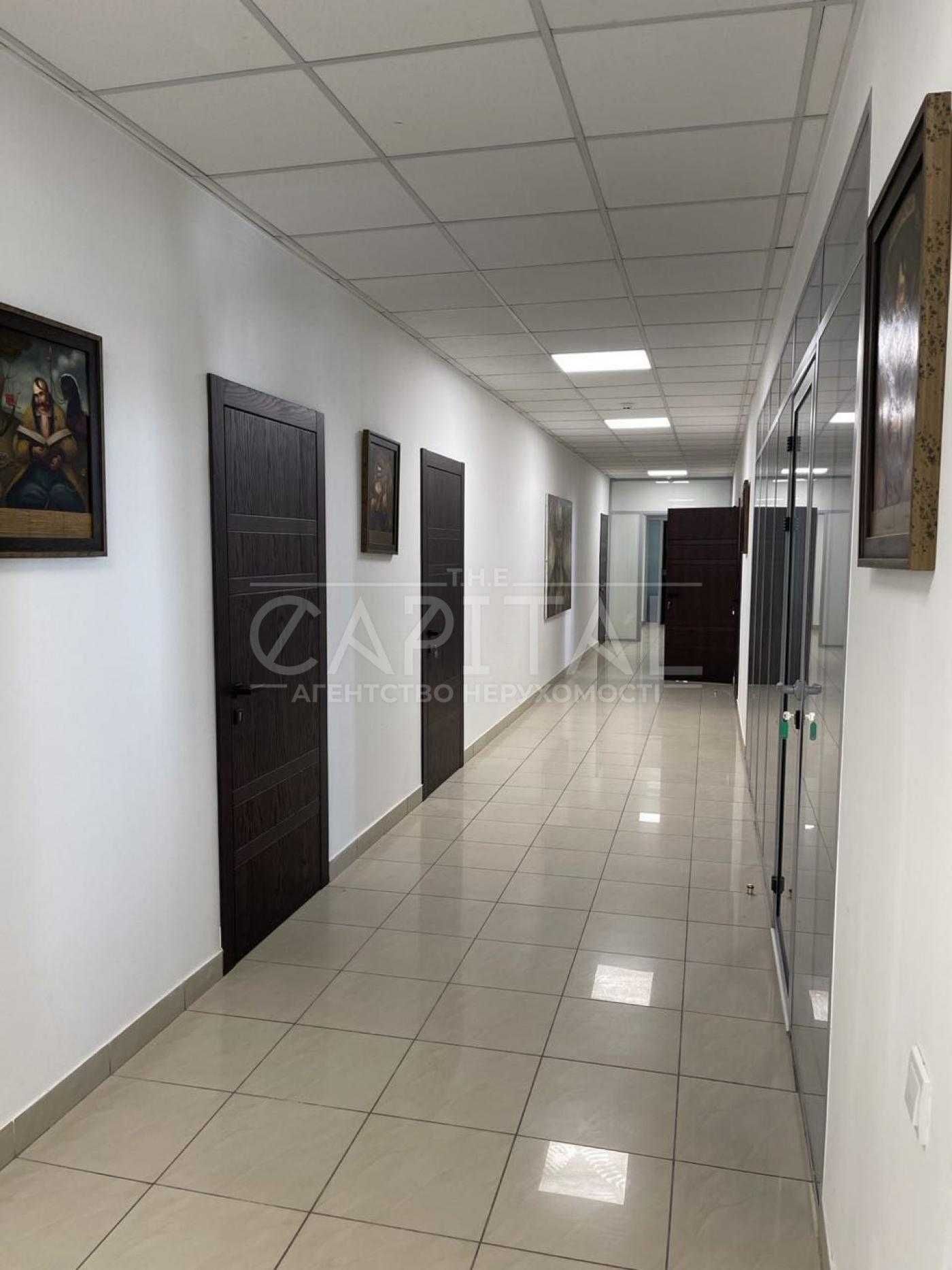 Продаж офісної будівлі, 900 м2, пр-т Берестейський, Шевченківський р-н