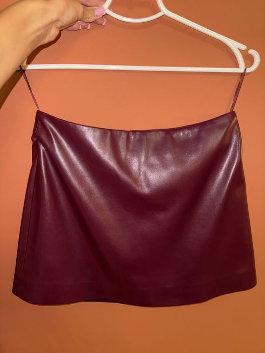 Юбка кожанная новая