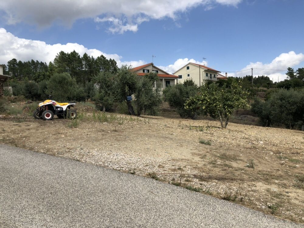 Terreno potencial para turismo rural na chaveira ,Cardigos,Mação