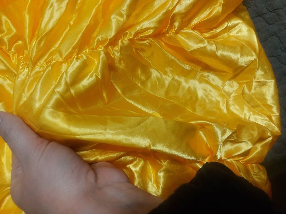 карнавальна сукня принцеси бель пишна довга 120см
на блискавці.
в чудо