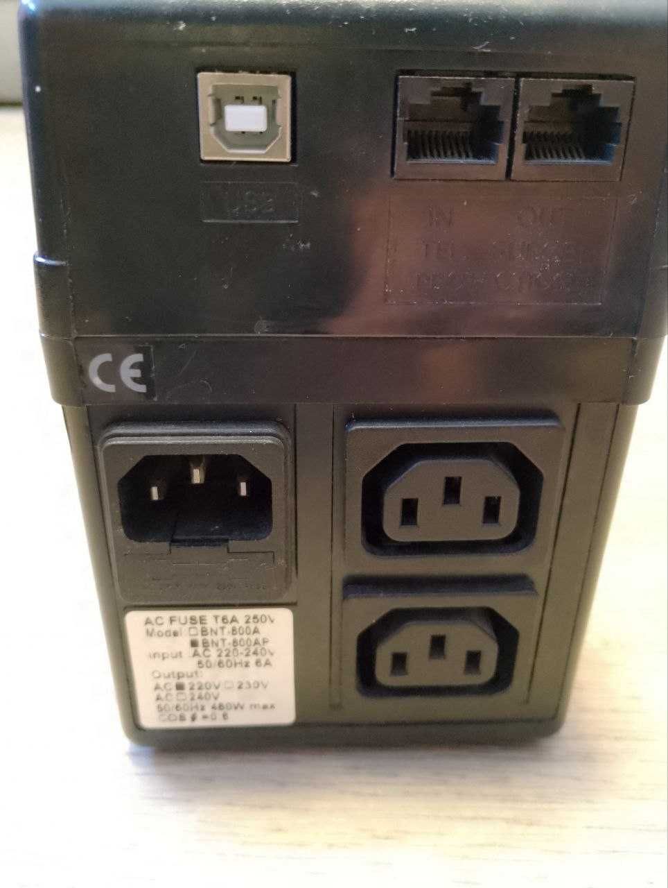 ДБЖ Powercom BNT-800AP IEC