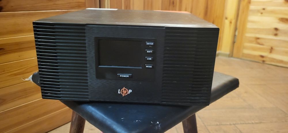 Джерело безперебійного живлення LogicPower 1500VA