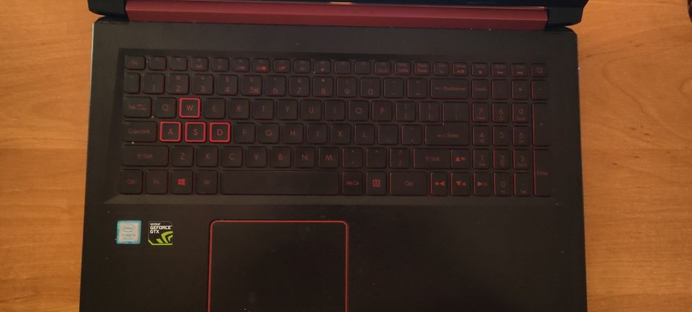 Acer nitro 5 GTX 1650 i5 8th