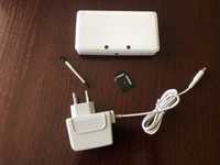 Konsola Nintendo 3DS Ice White + akcesoria