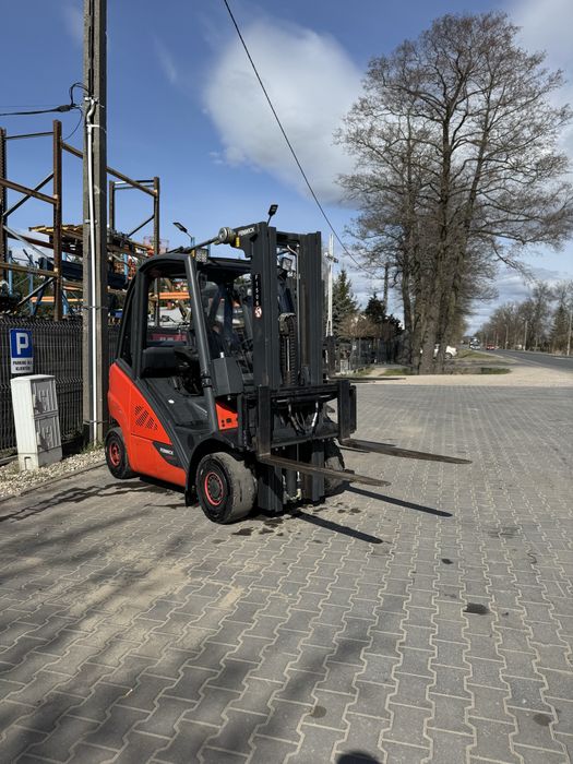Wózek widłowy Wynajem Wypożyczalnia sprzętu budowlanego GSRENTAL