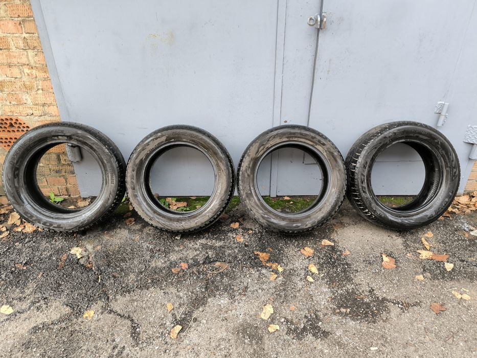 Продам шини, диски,  205/60 r16 , skoda super b, літні та всесезонні