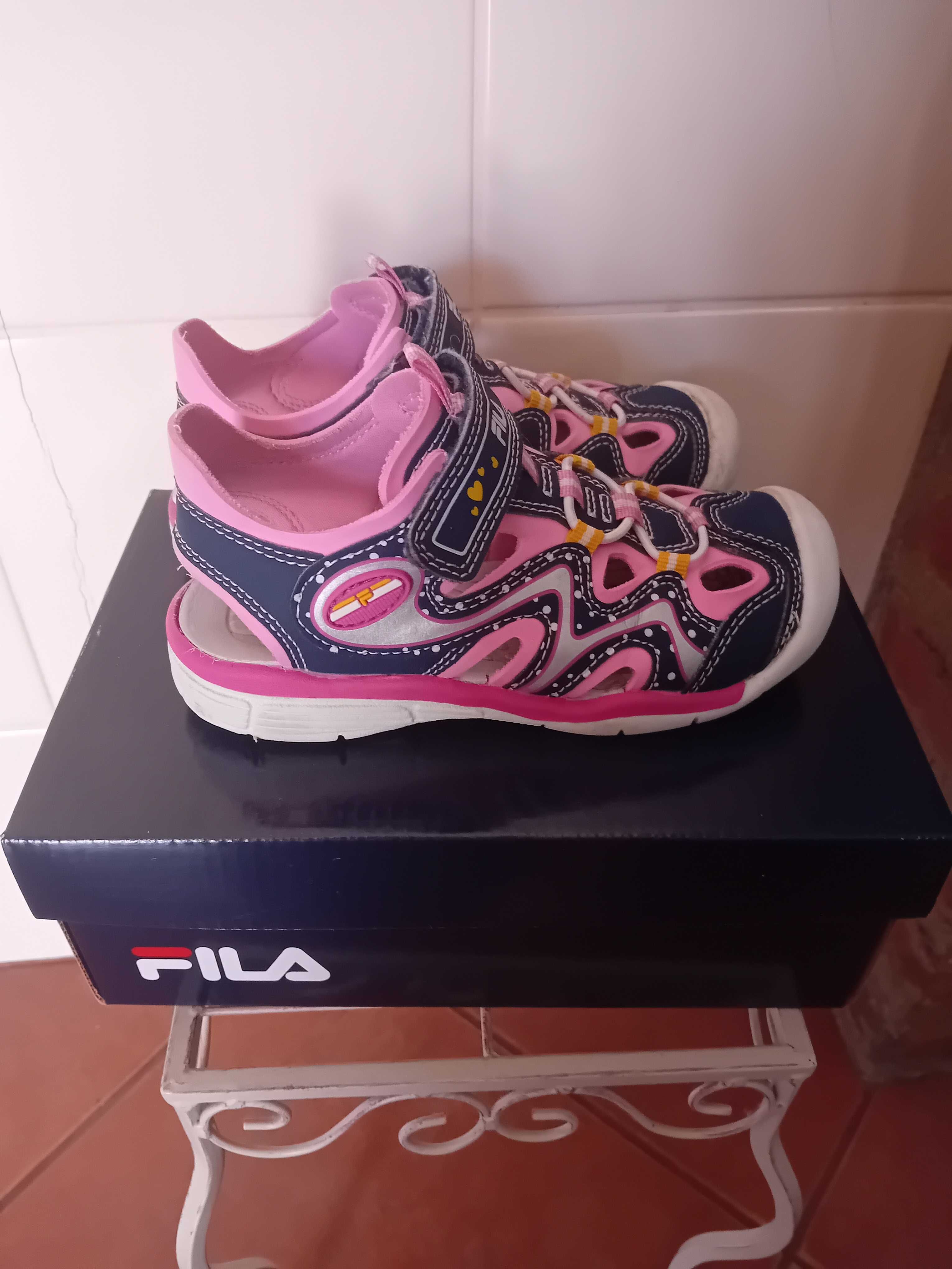 Sandalias Fila 28 ótimo estado