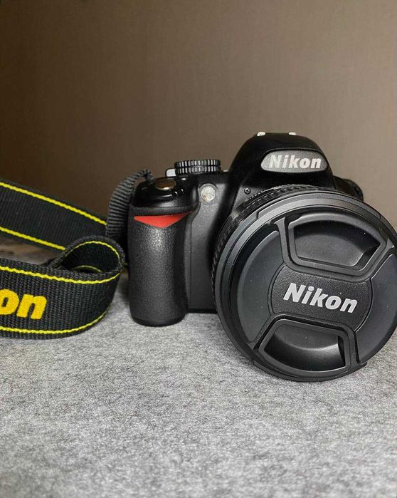 Фотоаппарат Nikon d3100 
Объектив Nikon 18-105mm