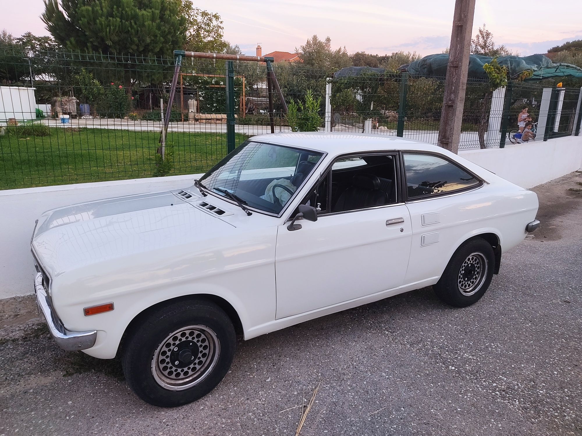 Datsun 1200 coupe