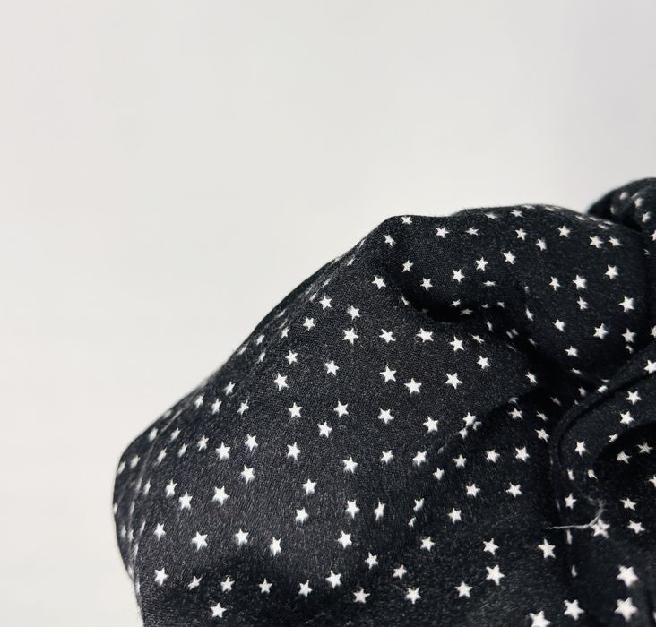 Czarne szorty z kopertowym przodem i drobnym wzorem w kropki XXS 32