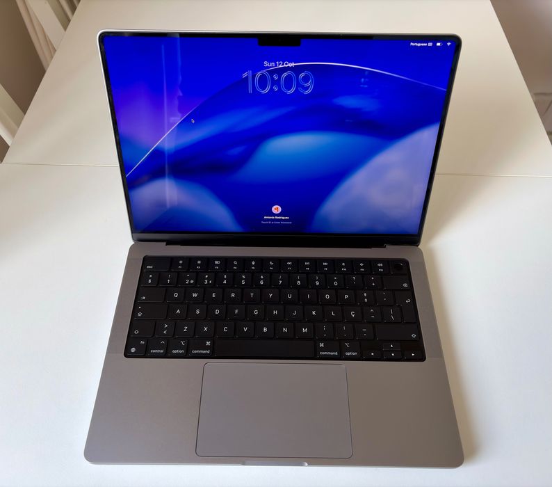 MacBook Pro 14" M1 Pro - 16GB RAM 512 SSD
