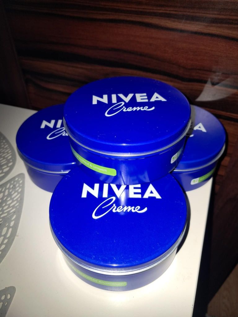 Niemiecki krem Nivea 250ml.
