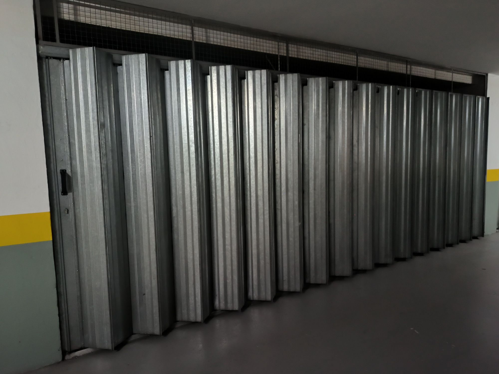 Portões de fole para garagem