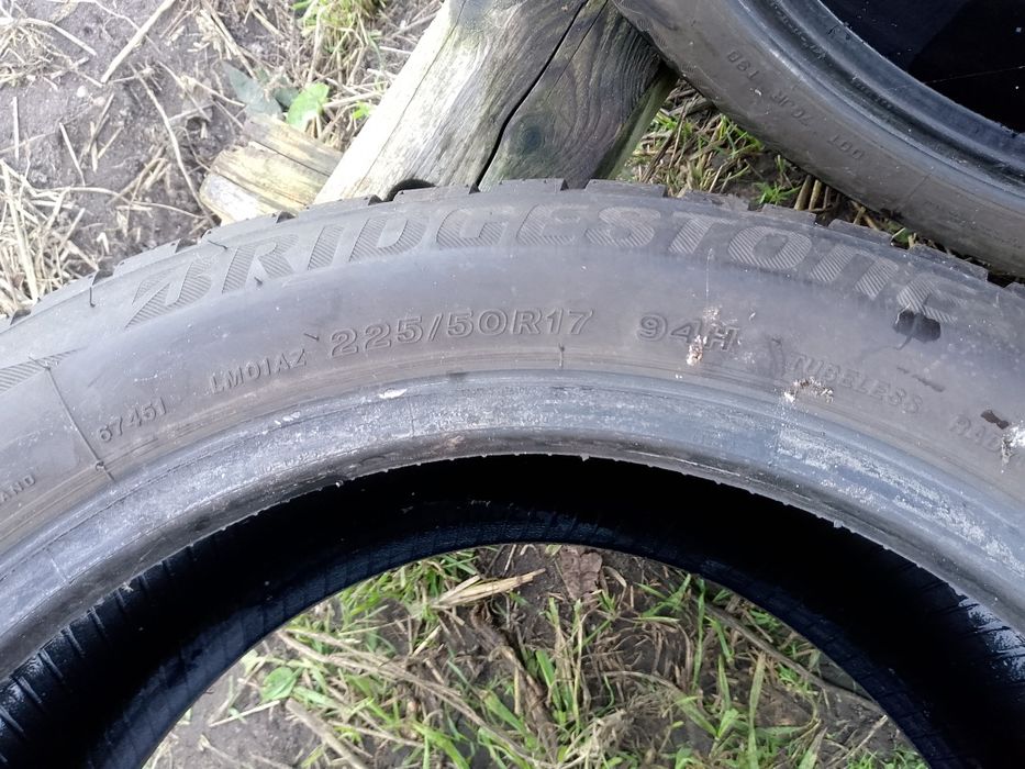 Opony zimowe 225/50/17