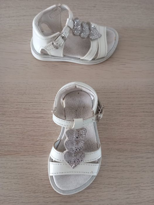 Sandálias Tamanho 20