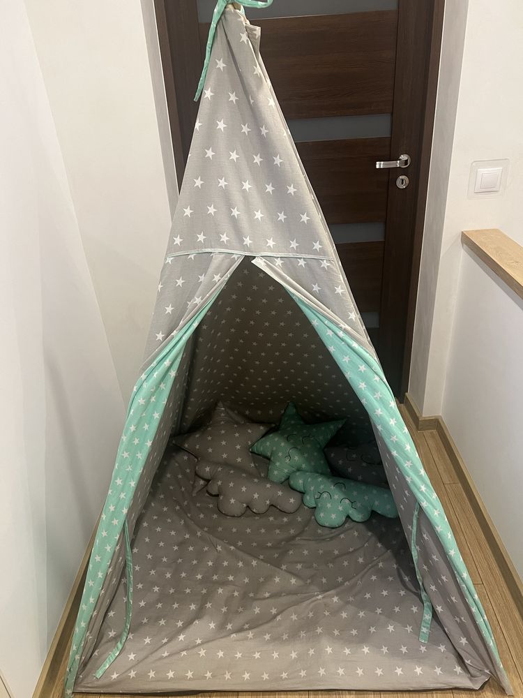 Namiot Tipi dwukolorowy