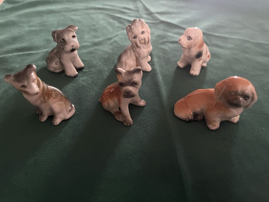 Figurka, pies, pieski, porcelana, PRL