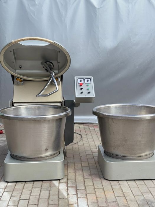 Тістоміс Werner & Pfleiderer Sp160 підкатна діжка з Німеччини