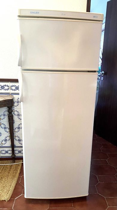 Frigorifico Singer combinado