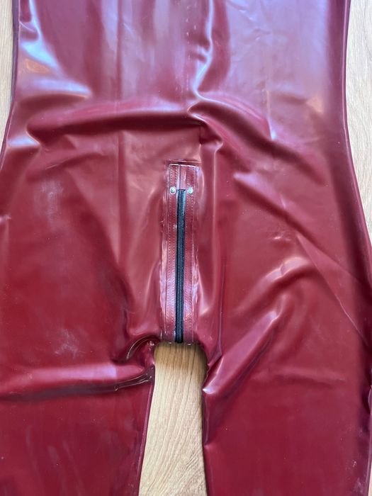 988/OD REKI XL Latex CHLOROWANY piekny kombinezon catsuit czerwony