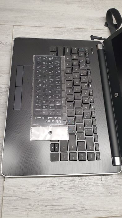 Ноутбук  hp 14-bw009no