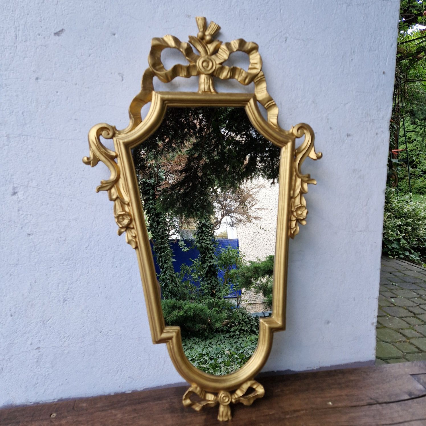 Piękne stylowe lustro w złotej ramie nr 53