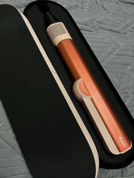 Dyson airstrait оригінал