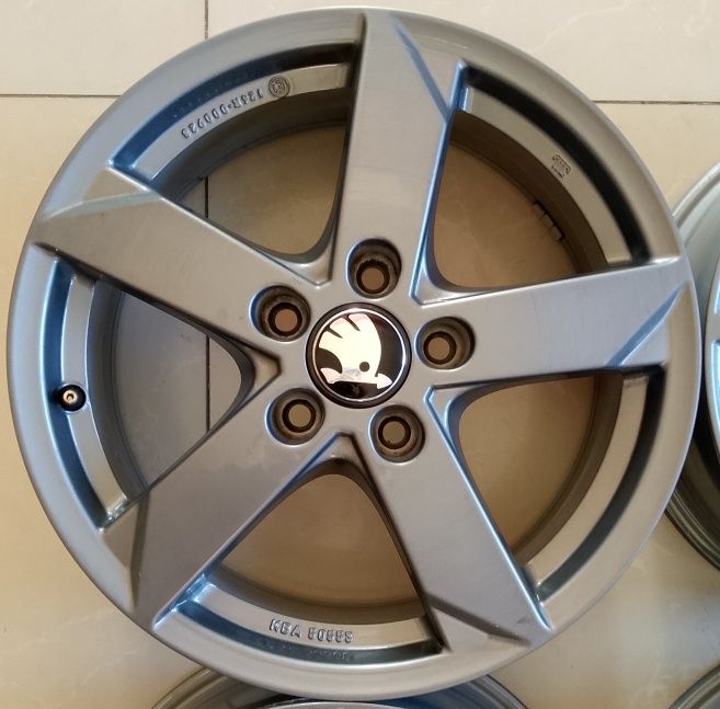 Диски R16/5/112 Rial Volkswagen Golf Skoda Octavia
