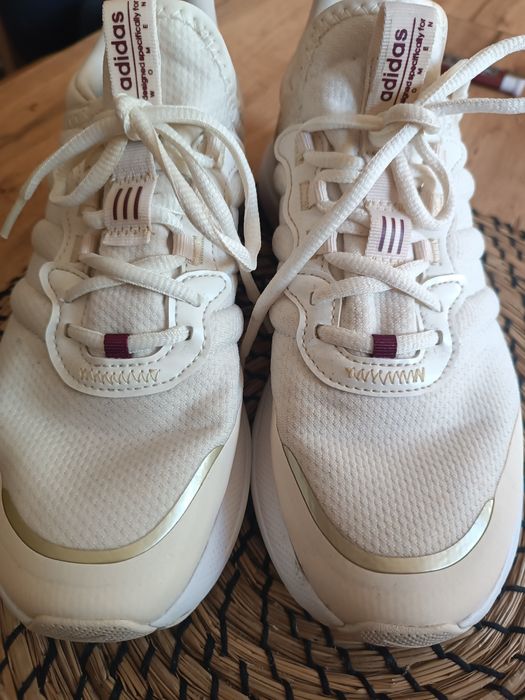 Adidas damskie stan idealny 40.5