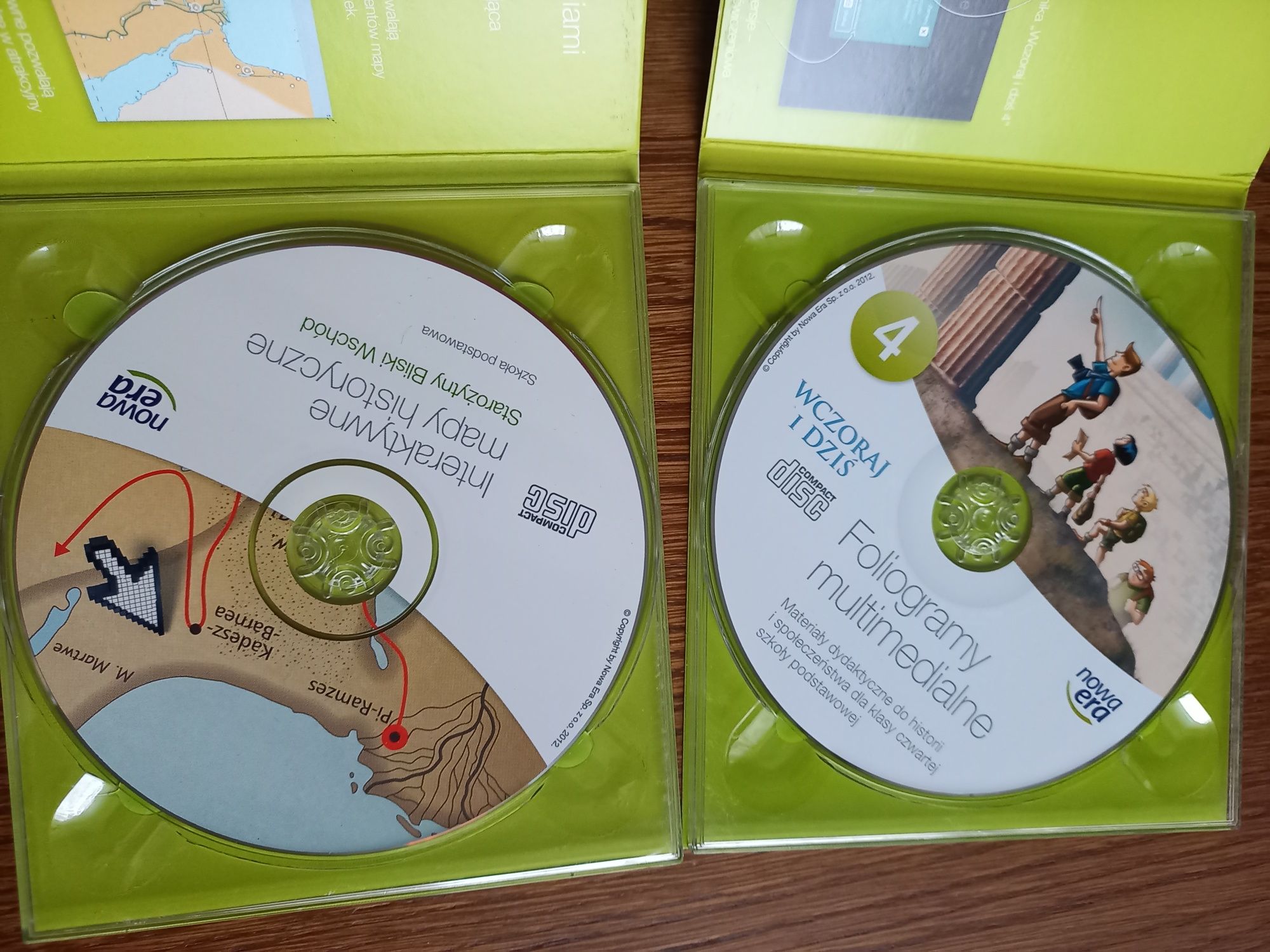 Dwie plyty multimedialne: Foliogramy multimedialne oraz Interaktywne m