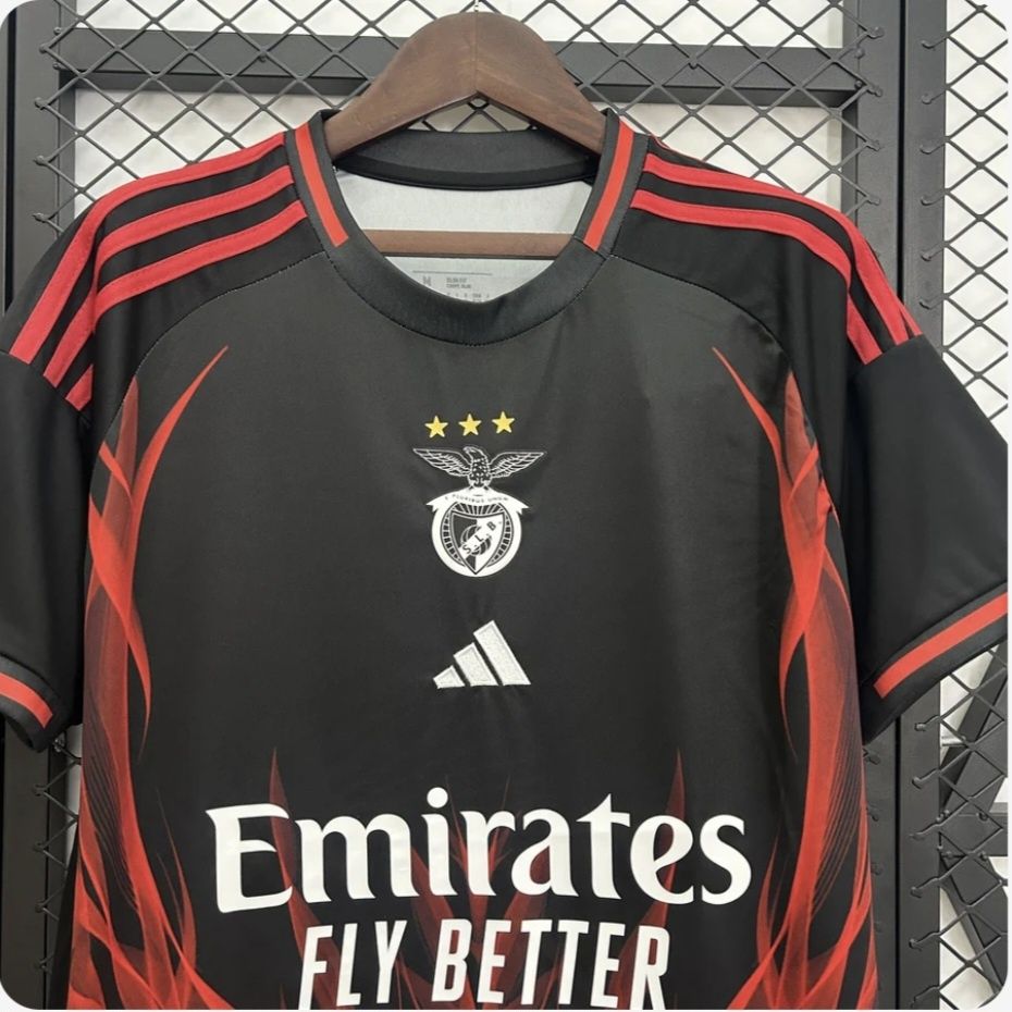 Camisola Ediçāo Especial Benfica 2025/2026