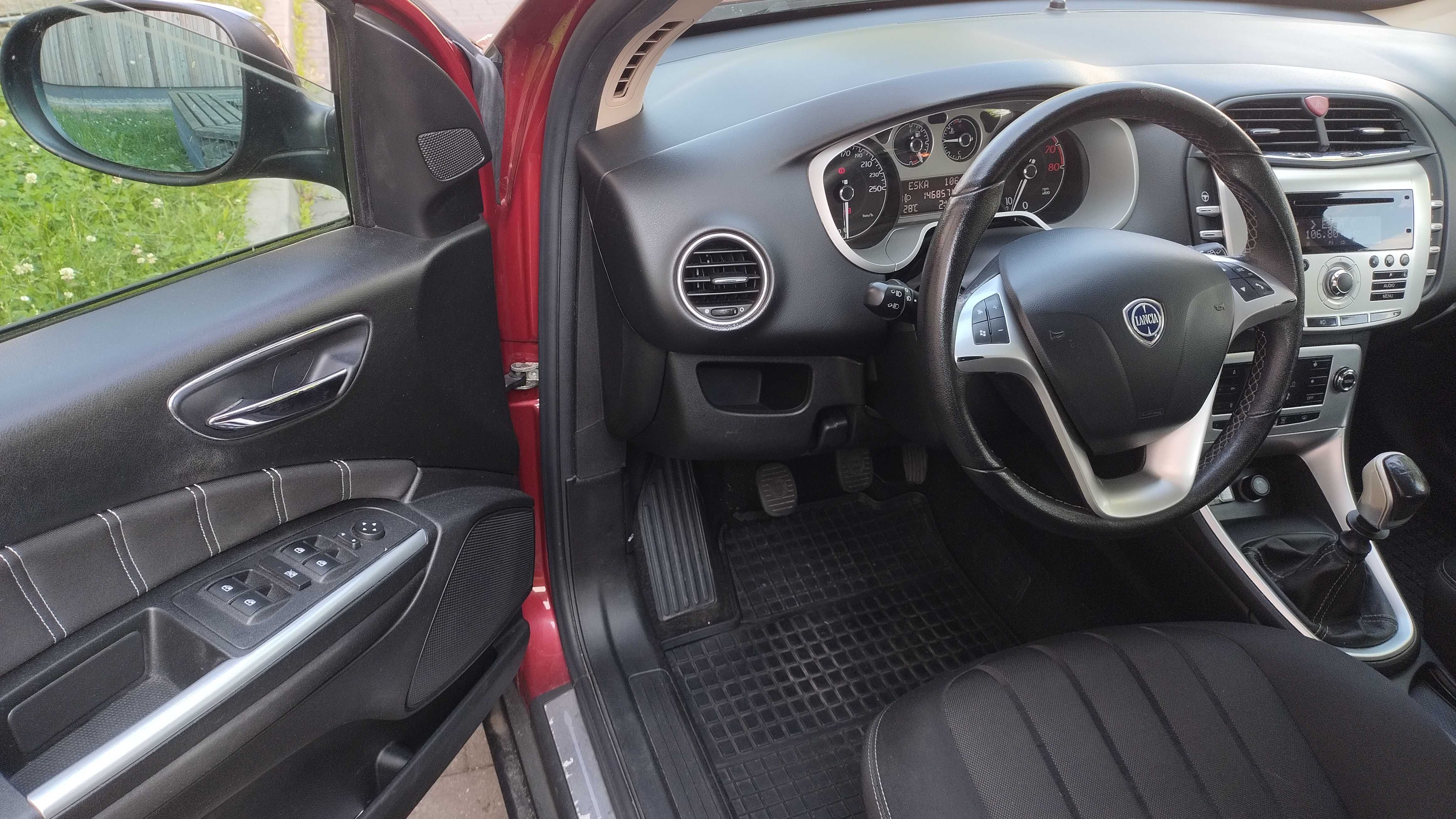 Lancia Delta 1.4Turbo niski przebieg 146 tys km,ładny stan bez korozji