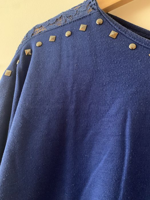 Camisola azul cobalto