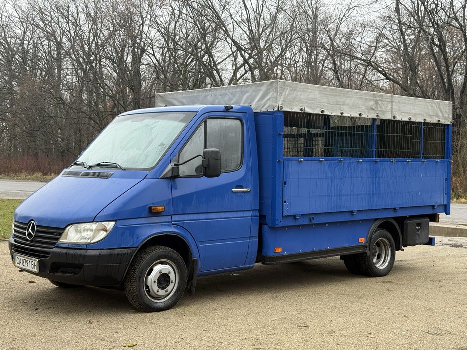 Mercedec-Benz Sprinter 2001 Скотовоз