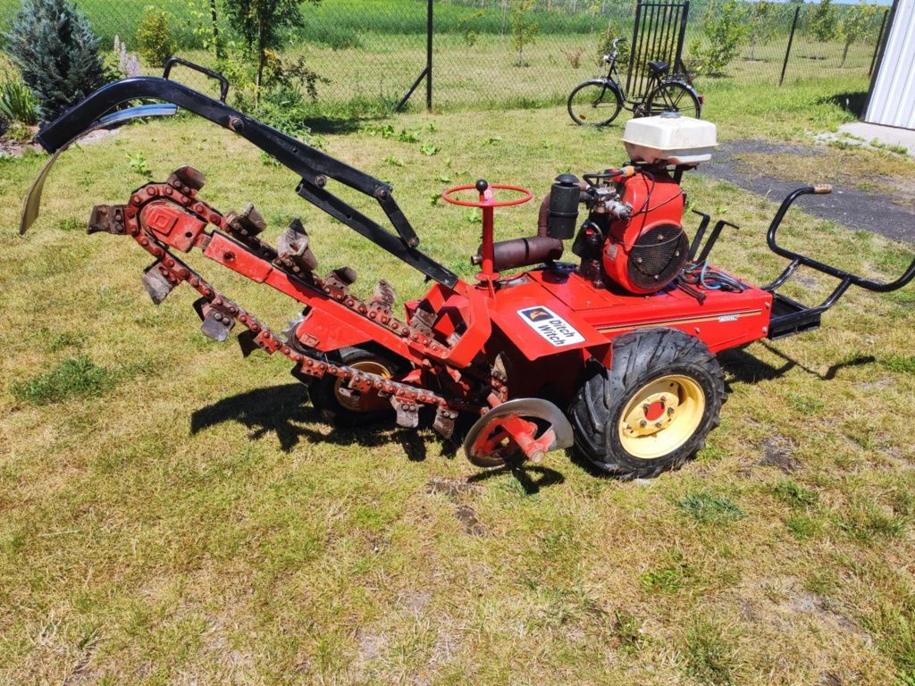 Koparka łańcuchowa Ditch Witch