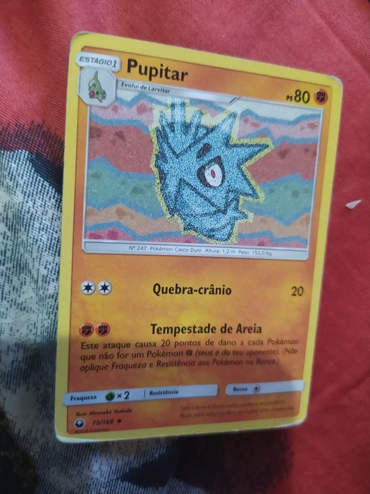 Pupitar Pokémon carta portuguesa 75/168