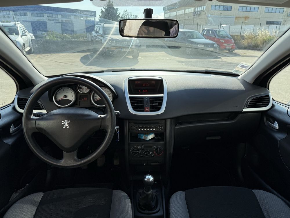 Peugeot 207 1.4 16v Vti