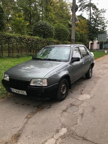 Opel Kadett Опель продам обменяю  авто машина
