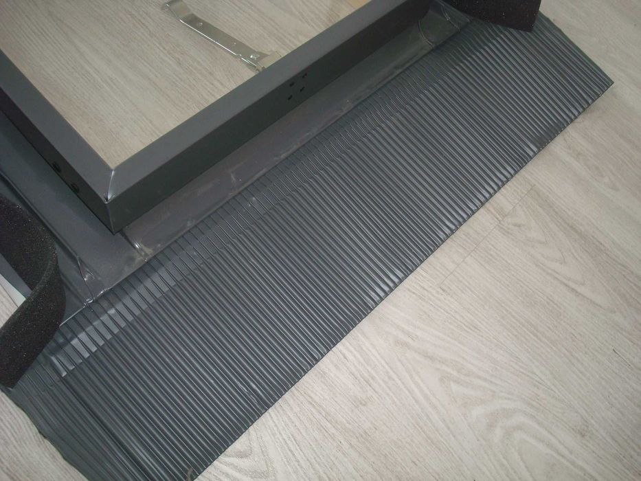 Wyłaz dachowy 45x55 cm