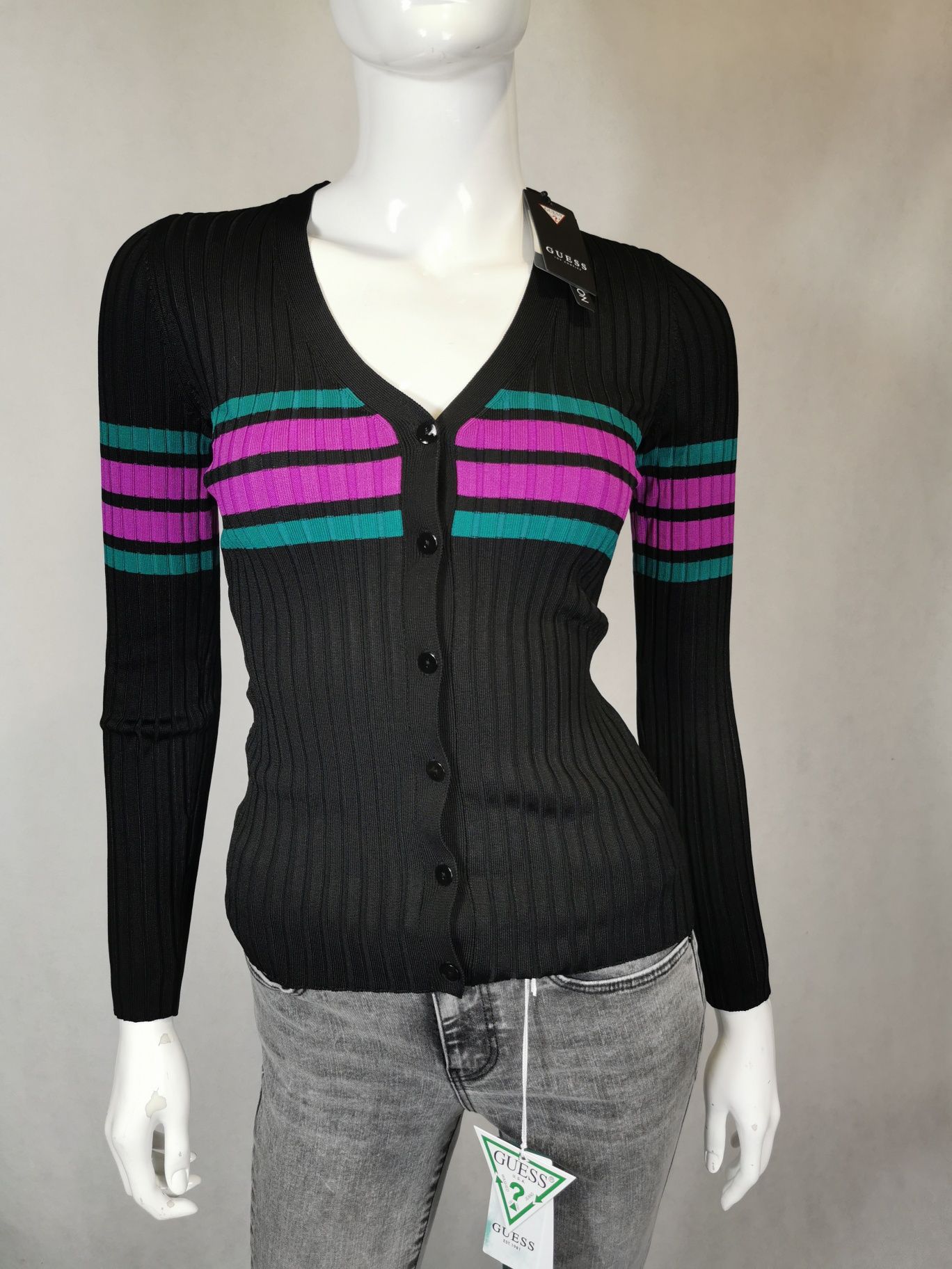 Nowy oryginalny sweter damski Guess rozmiar S czarny