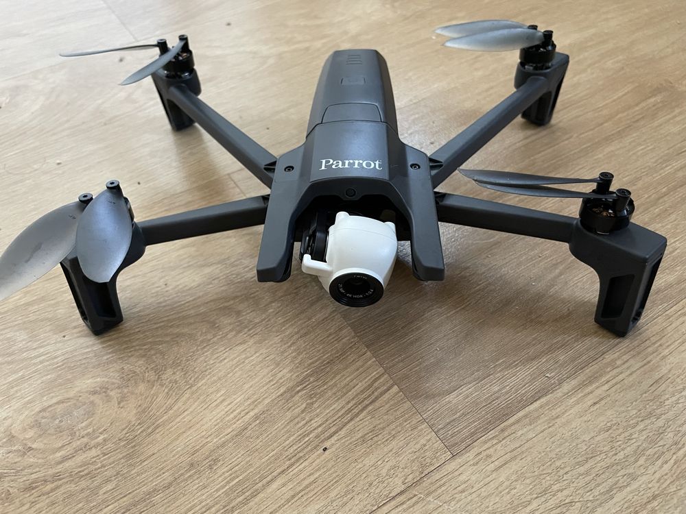 drone parrot novo